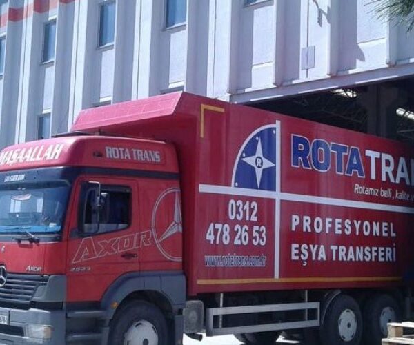 MTVmMDU4YTA2ZThhOGQ 600x500